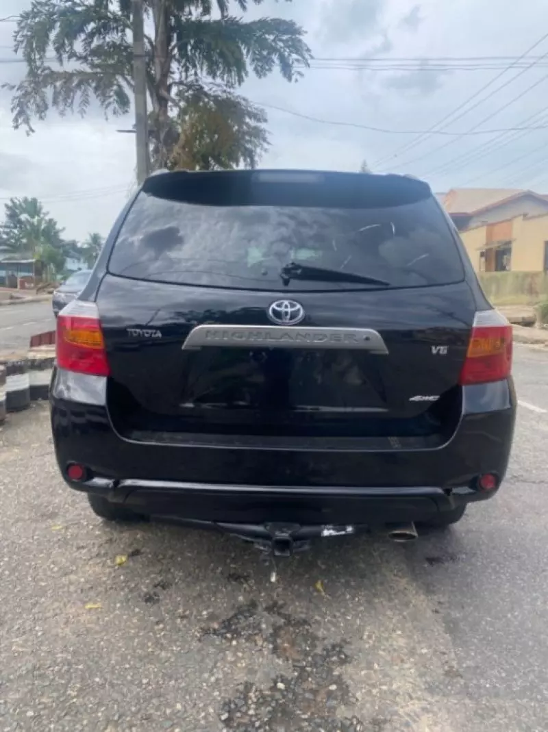 Toyota Highlander   - 2008