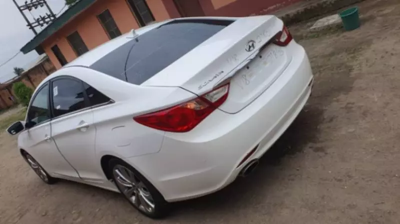 Hyundai Sonata - 2013
