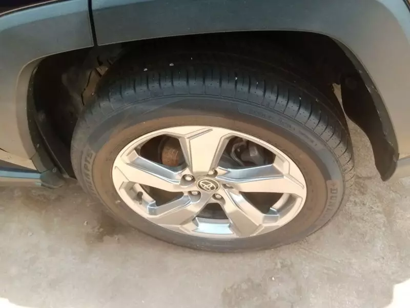 Toyota Rav 4 Hybrid   - 2019