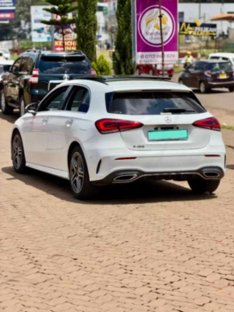 Mercedes-Benz A180   - 2019