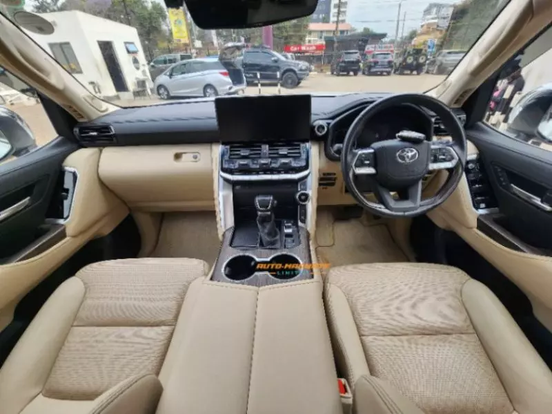 TOYOTA Landcruiser ZX   - 2023