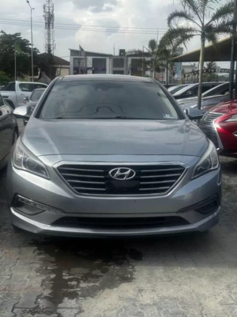 Hyundai Sonata - 2015