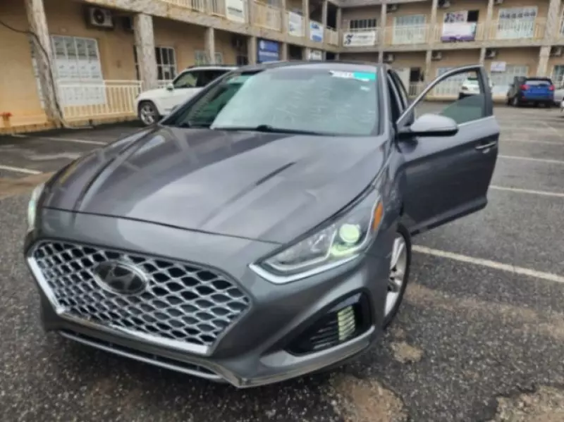 Hyundai Sonata   - 2019