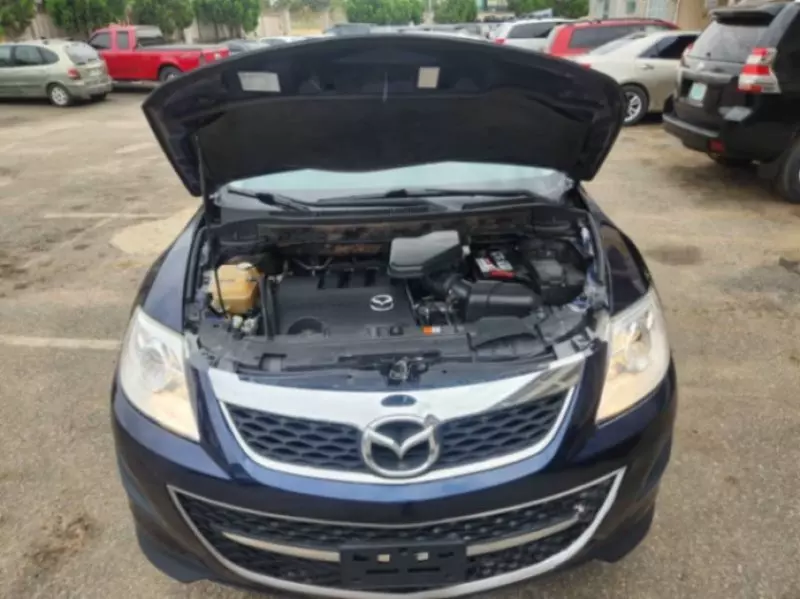 Mazda CX-9   - 2012