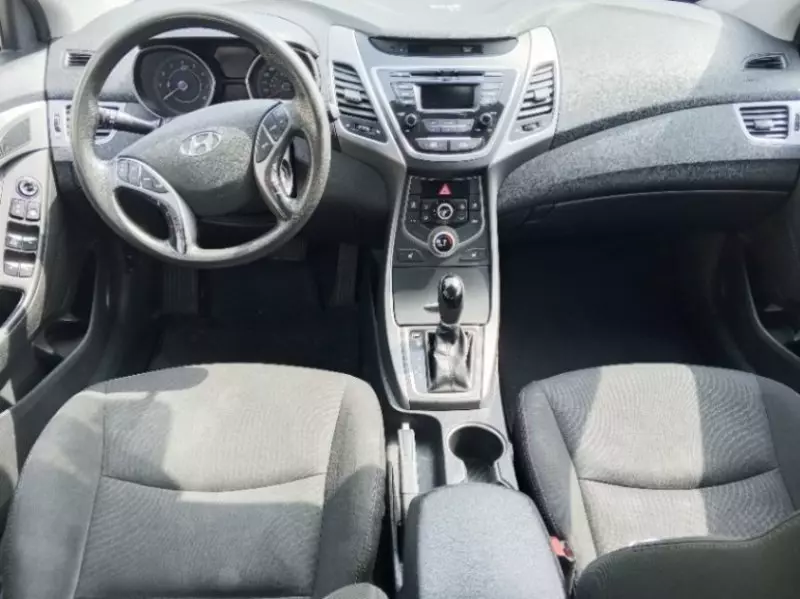 Hyundai Elantra   - 2015