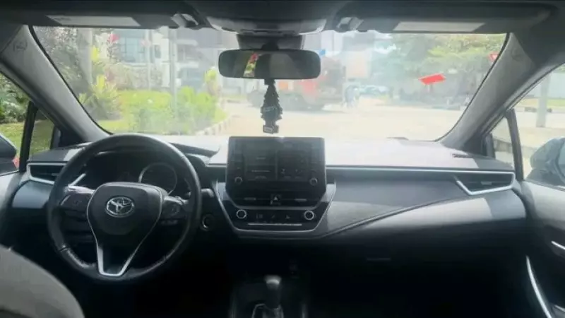 TOYOTA Corolla   - 2020