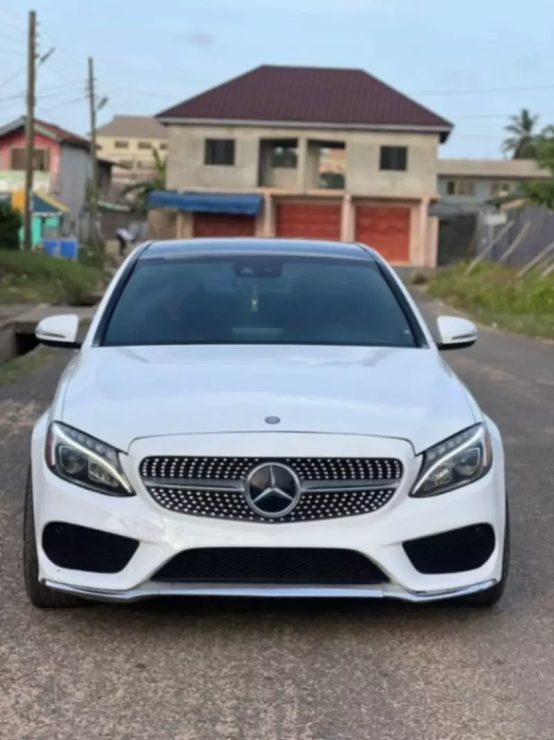Mercedes-Benz C 300   - 2017