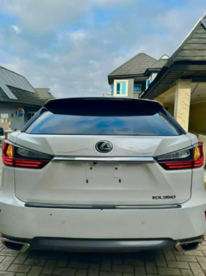 Lexus RX   - 2016