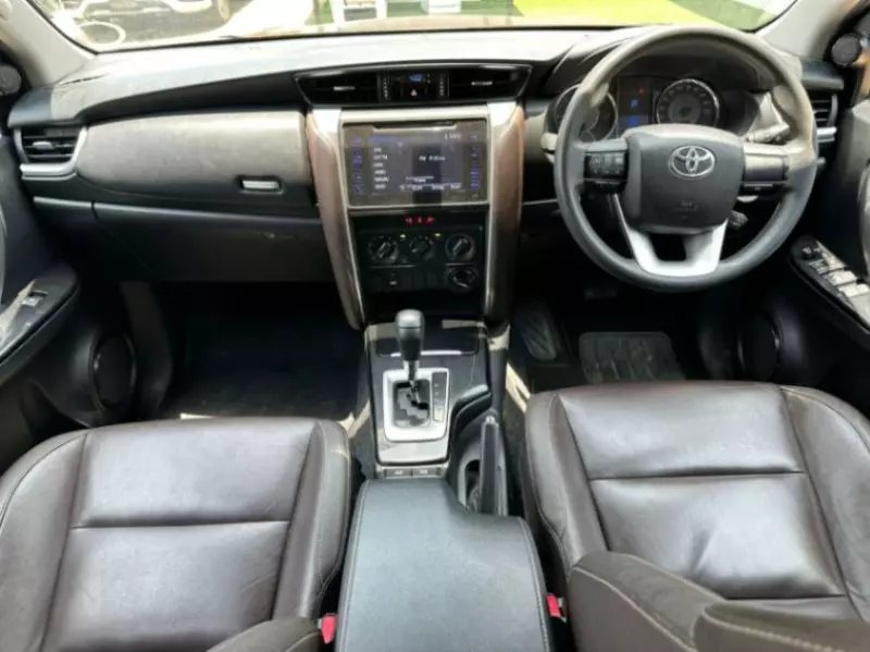 TOYOTA Fortuner   - 2019