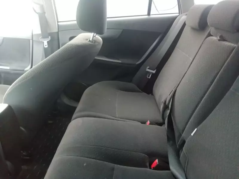 Toyota Fielder    - 2010