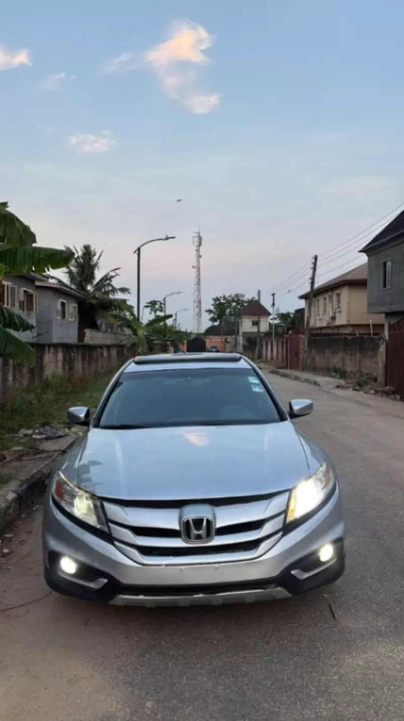 Honda Crosstour   - 2013
