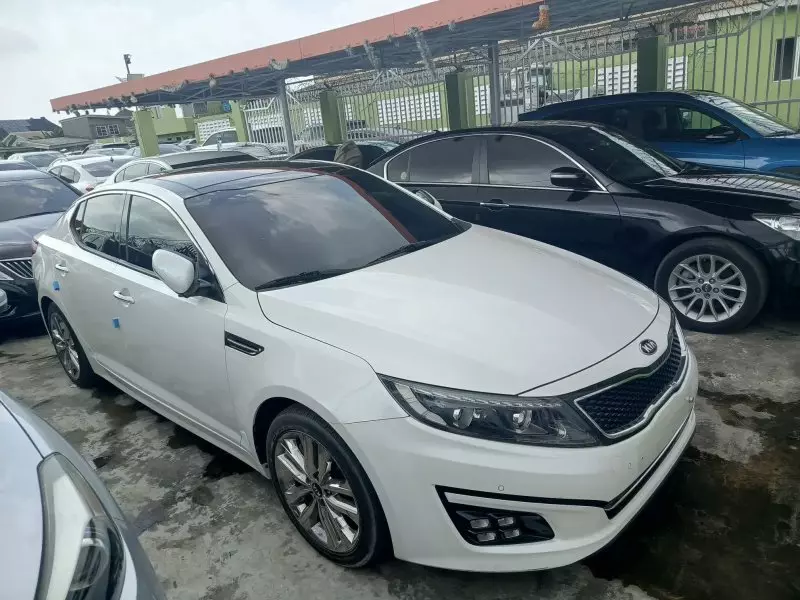 KIA K5   - 2015
