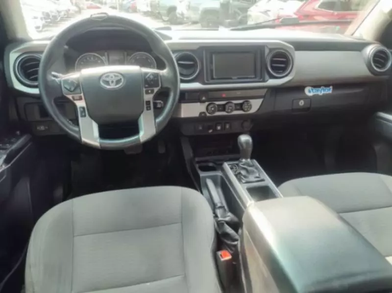 Toyota Tacoma   - 2019