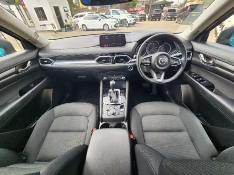 Mazda 5   - 2020