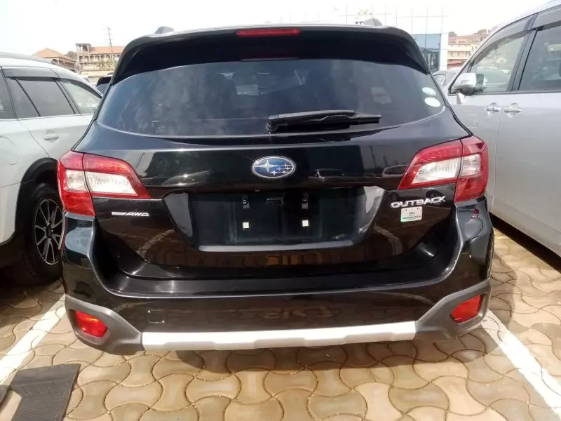Subaru Outback   - 2014