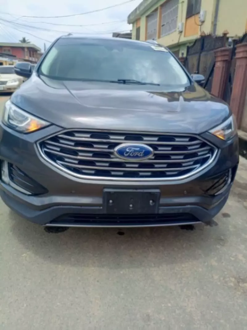 Ford Edge   - 2019