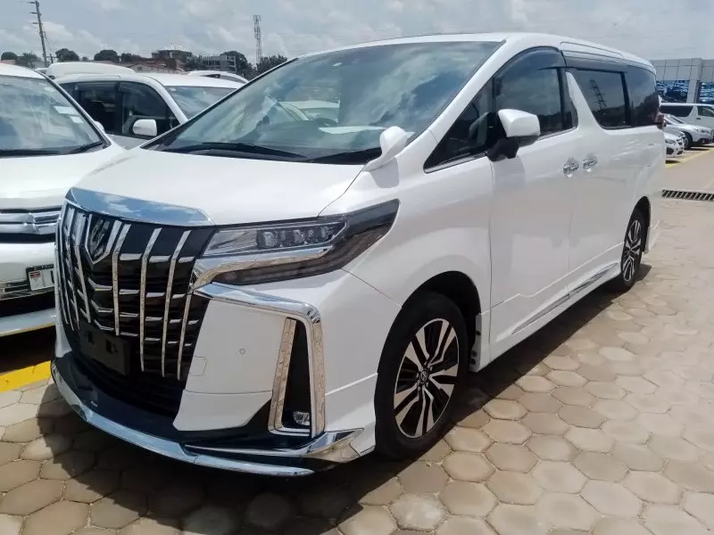 Toyota Alphard   - 2018