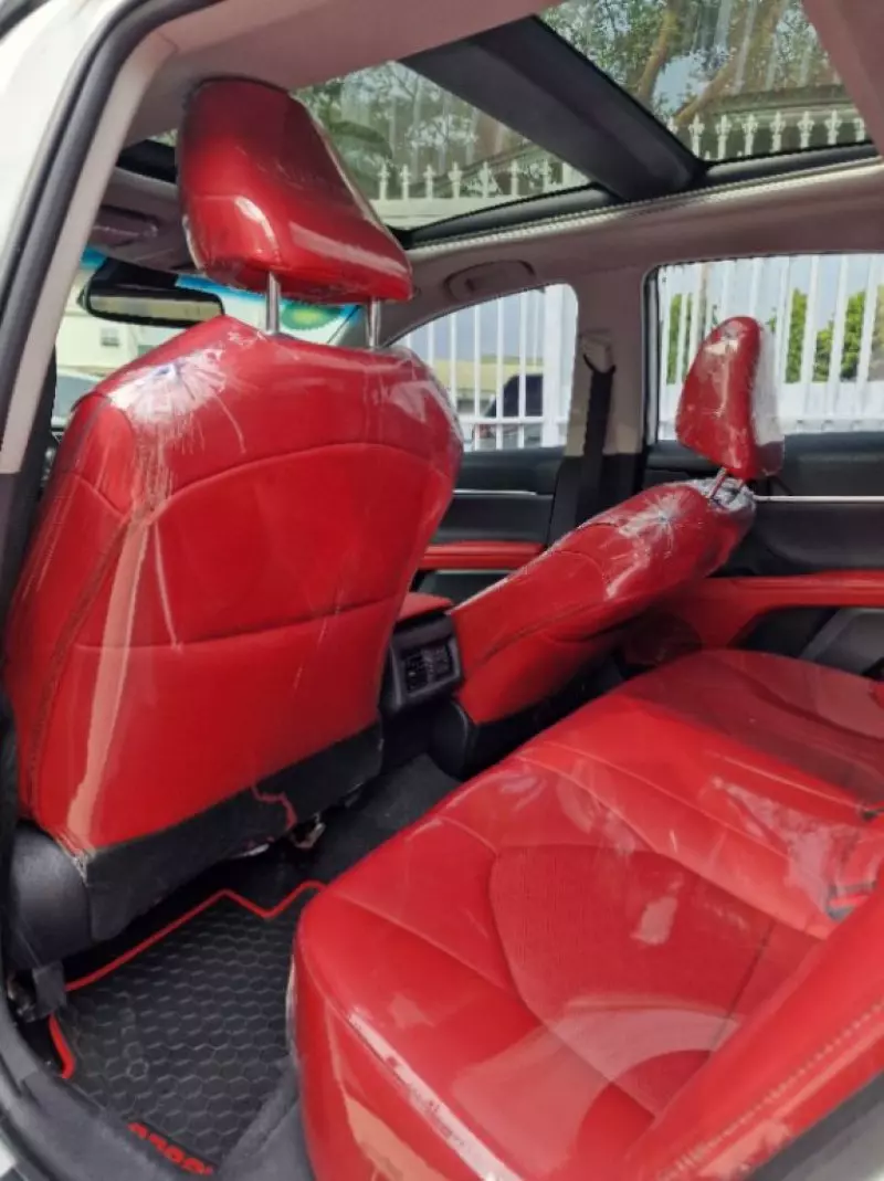 Toyota Camry   - 2019