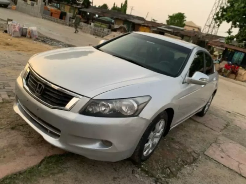 Honda Accord   - 2008