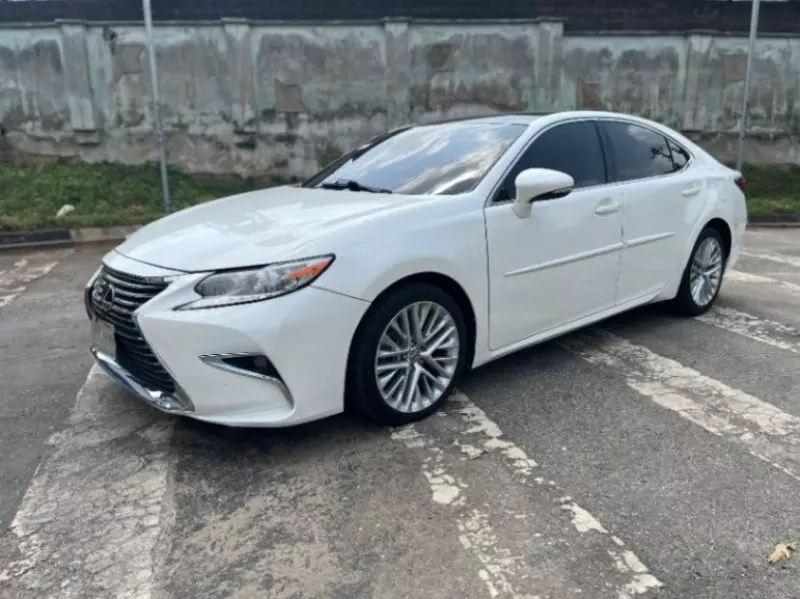 Lexus ES 350   - 2013