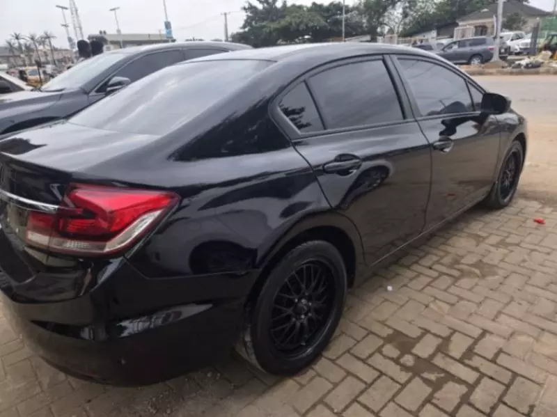 Honda Civic   - 2014