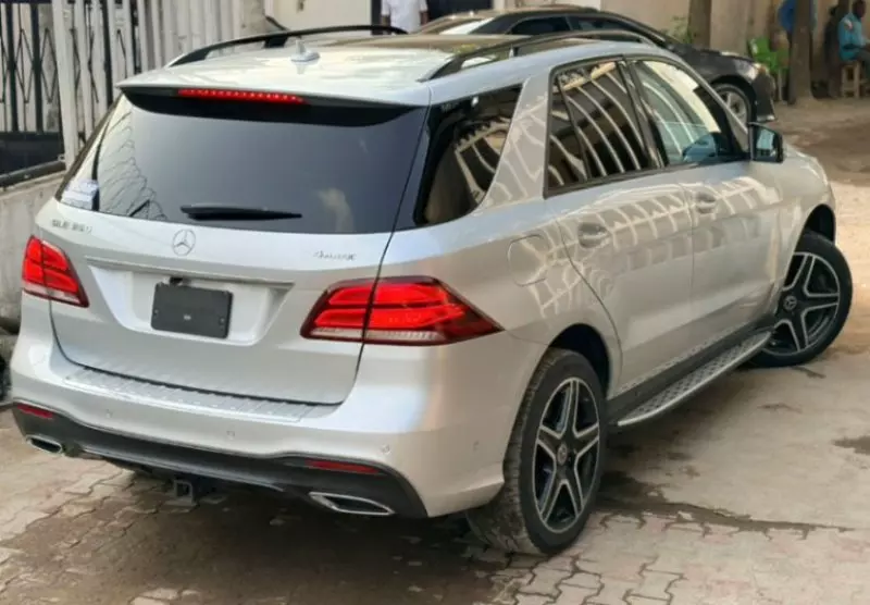 Mercedes-Benz GLE-Class   - 2018