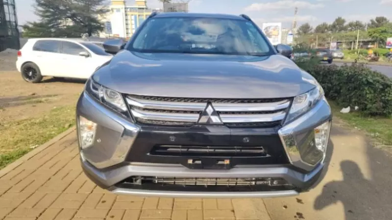 Mitsubishi Eclipse    - 2019