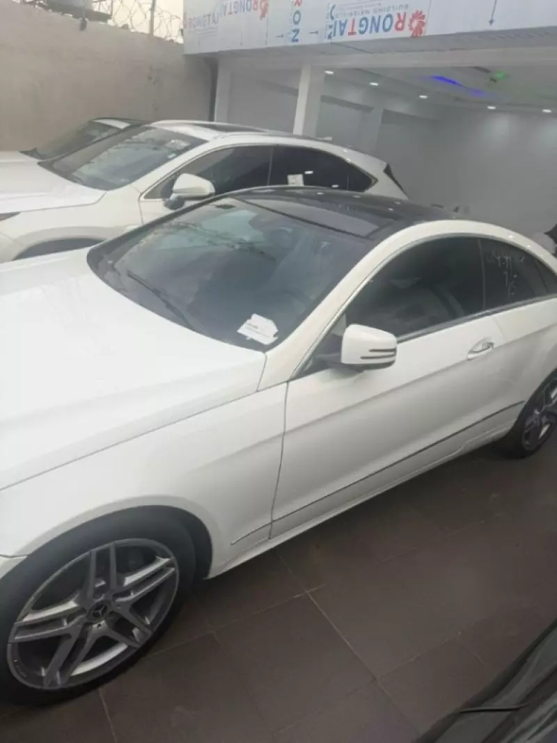 Mercedes-Benz E-Class   - 2014