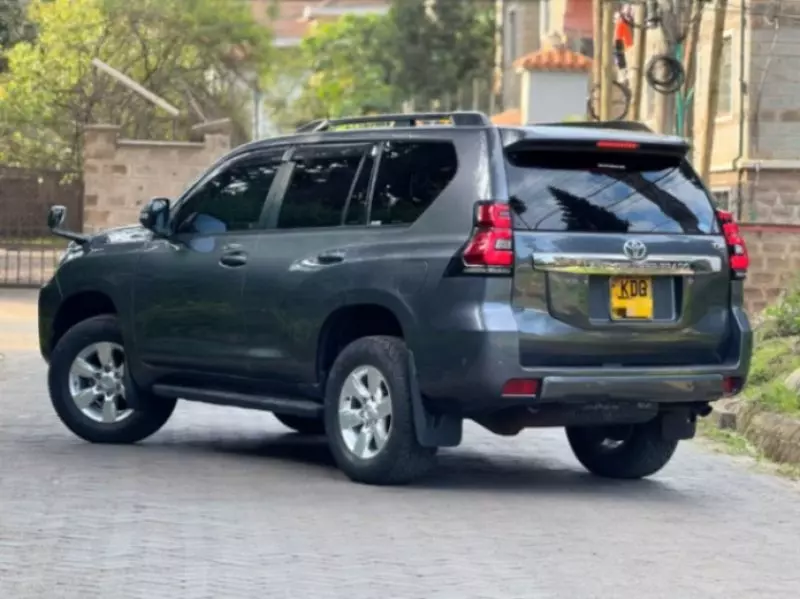 TOYOTA Landcruiser Prado - 2014