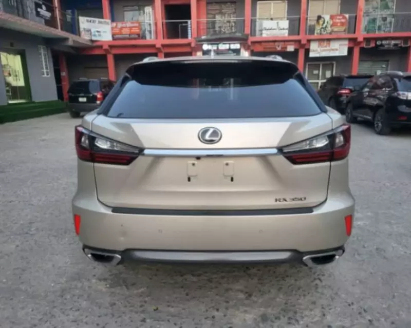 Lexus RX   - 2018