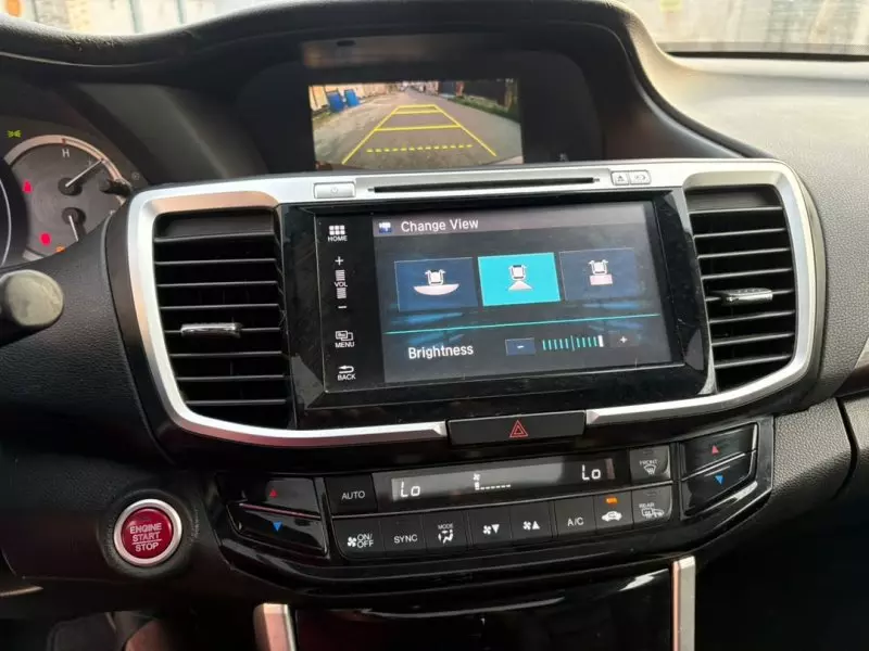 Honda Accord   - 2017