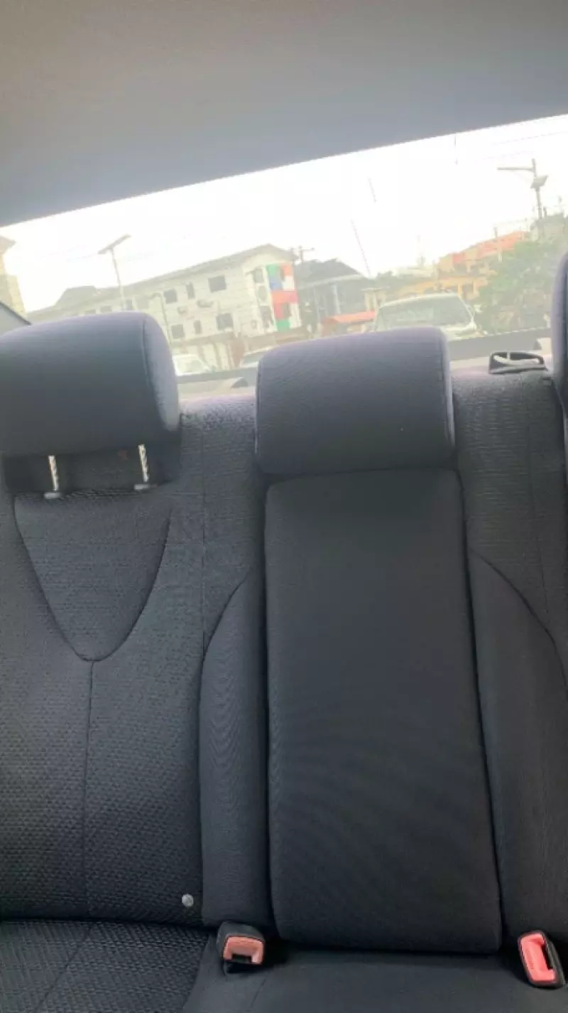 TOYOTA Camry - 2009