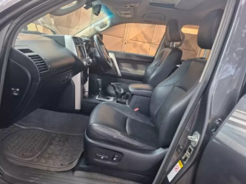 Toyota Prado   - 2011