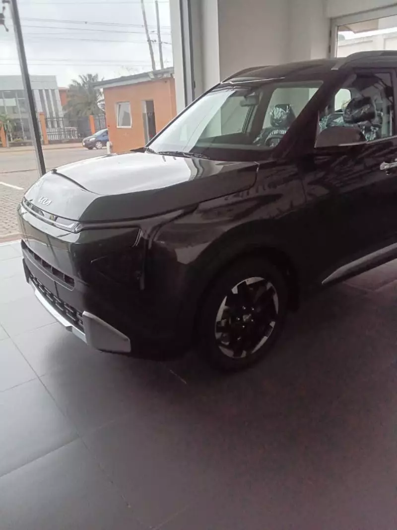 KIA Carens   - 2025