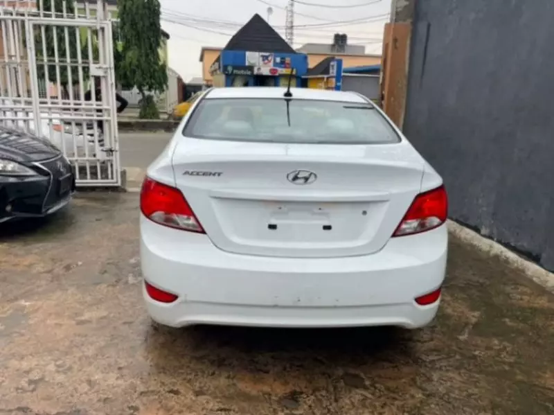 Hyundai Accent   - 2017