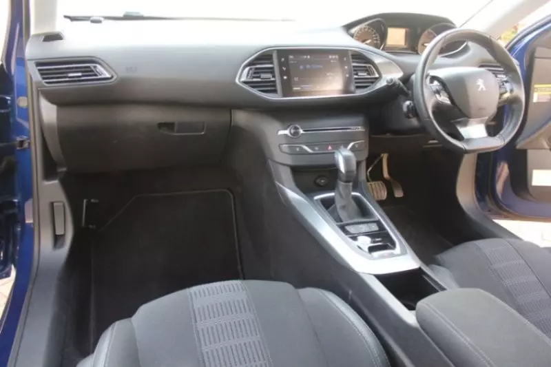 Peugeot 308   - 2018