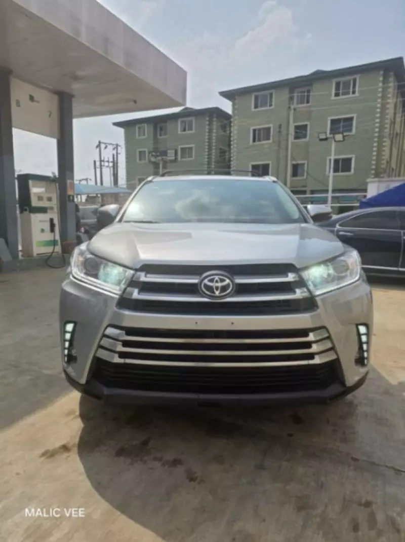 Toyota Highlander - 2015