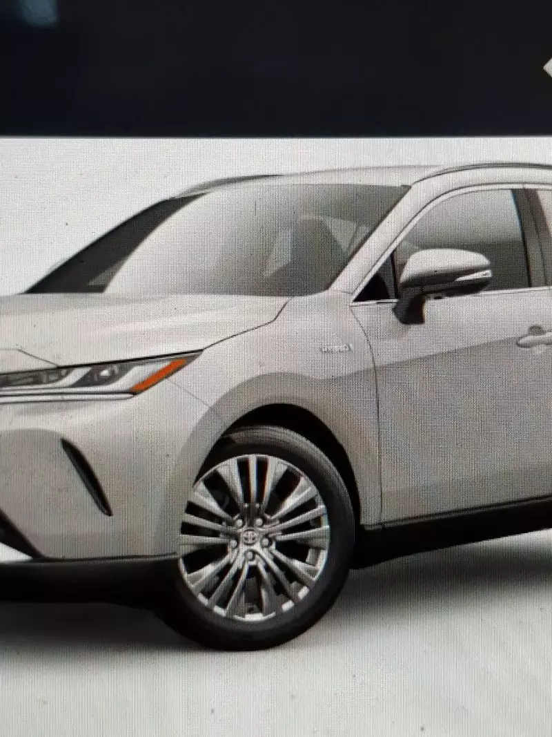 TOYOTA Venza - 2024