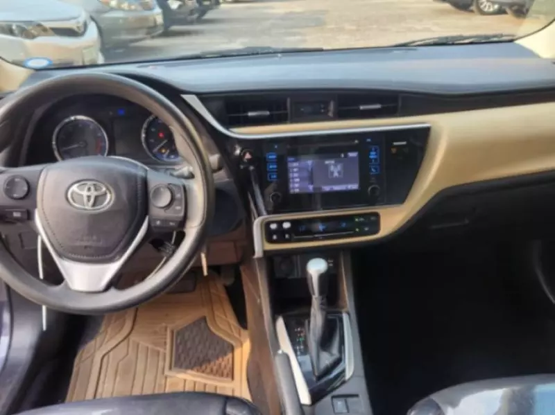 Toyota Corolla   - 2017