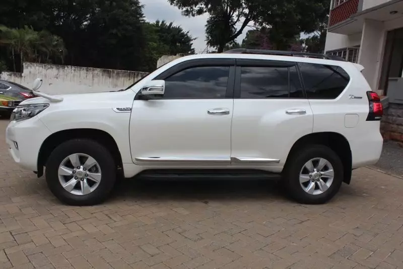 TOYOTA Landcruiser prado TX.L   - 2021