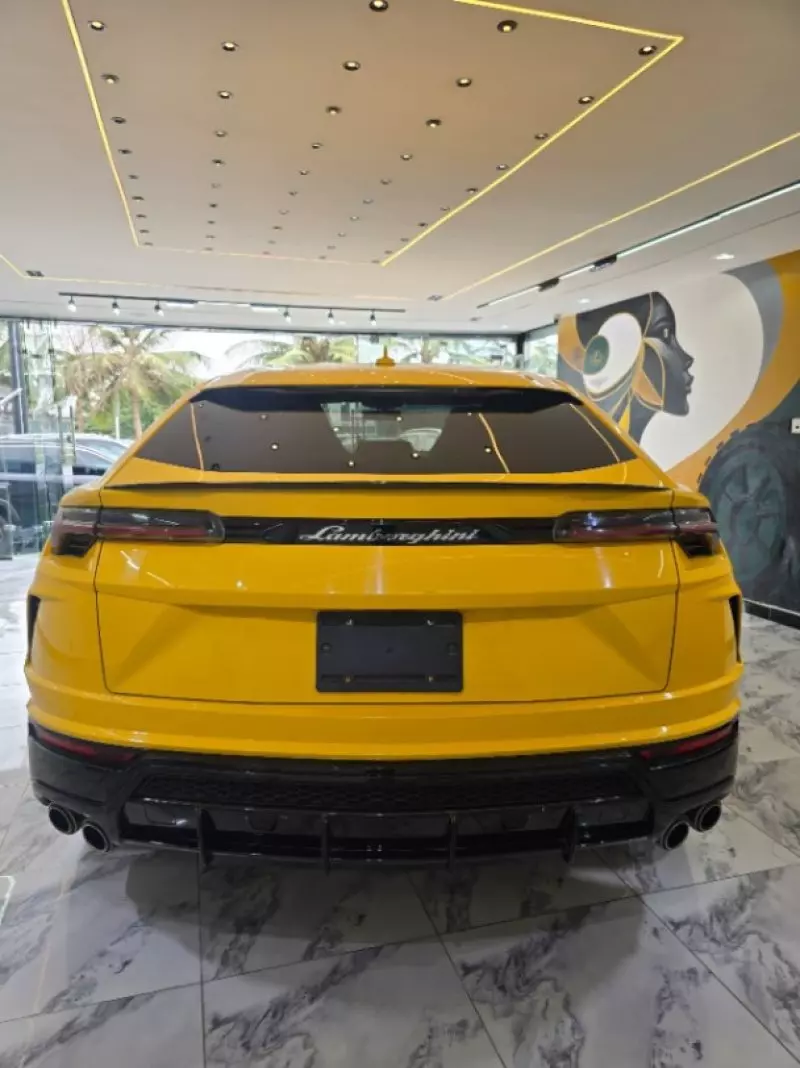 Lamborghini URUS - 2022