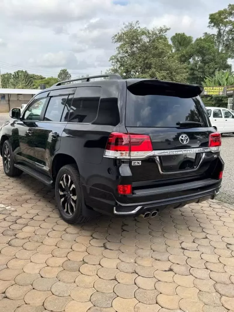 TOYOTA Landcruiser Prado   - 2017