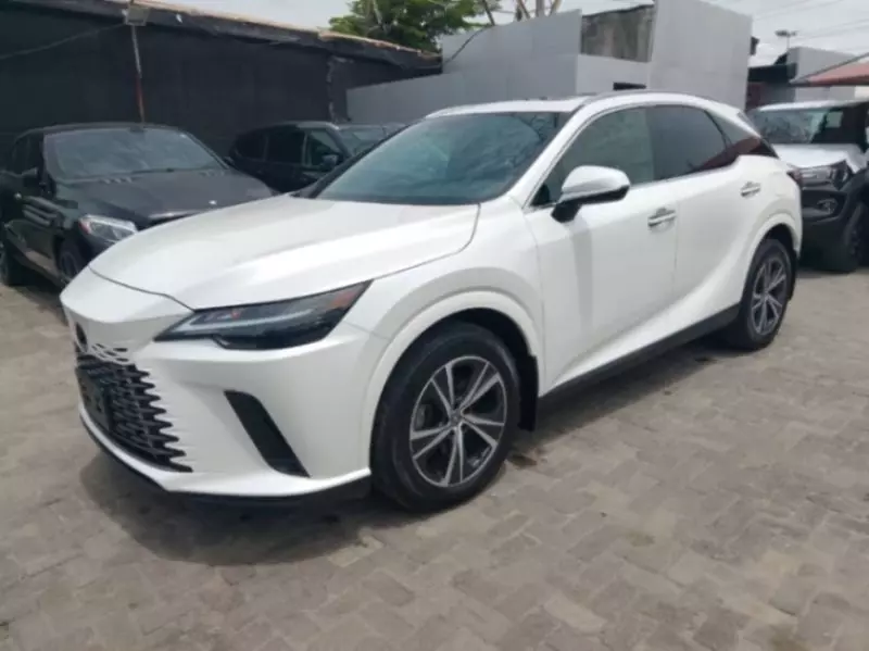 Lexus RX   - 2023