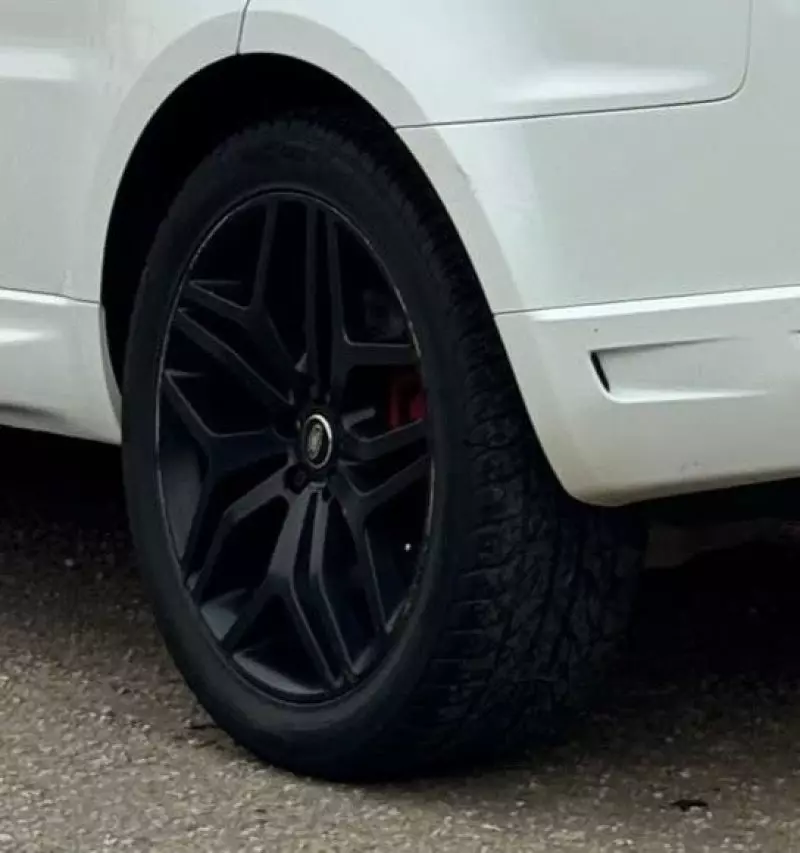 Land Rover Discovery Sport   - 2016