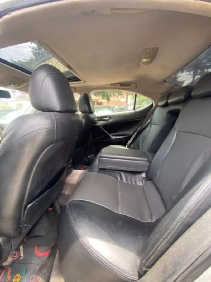 Lexus IS   - 2006