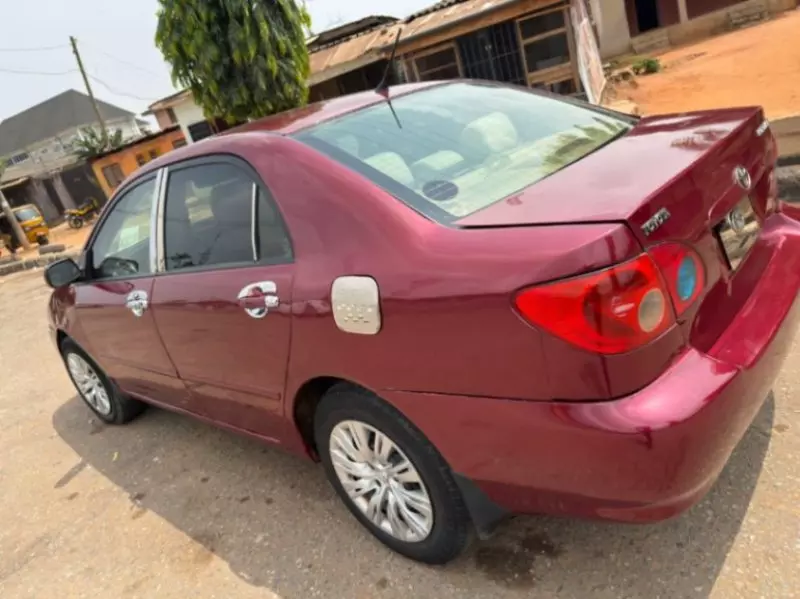 Toyota Corolla   - 2008