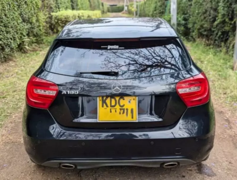 Mercedes-Benz A180   - 2014