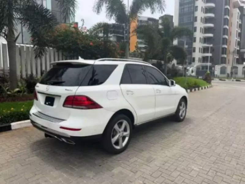 Mercedes-Benz GLE 350   - 2017