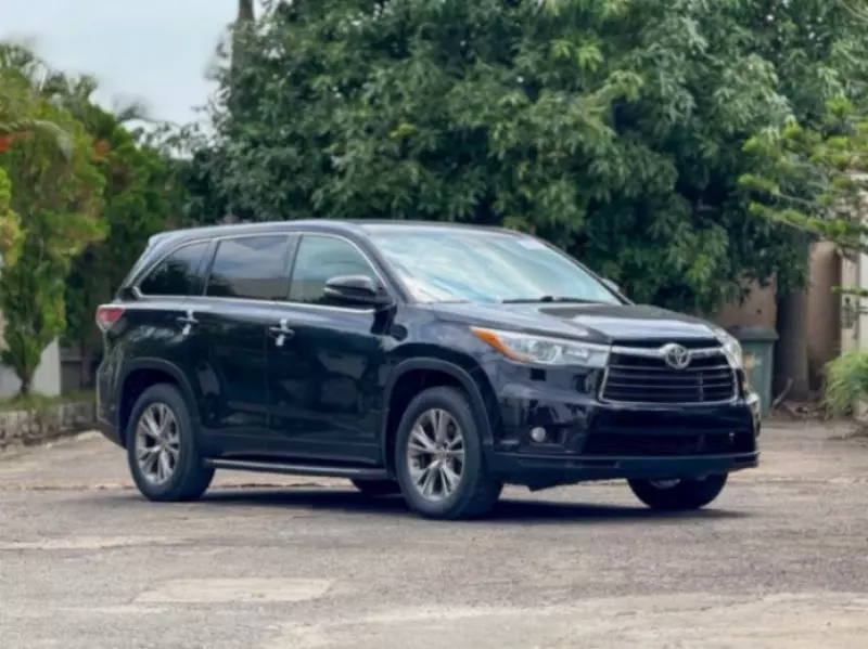 TOYOTA Highlander   - 2014