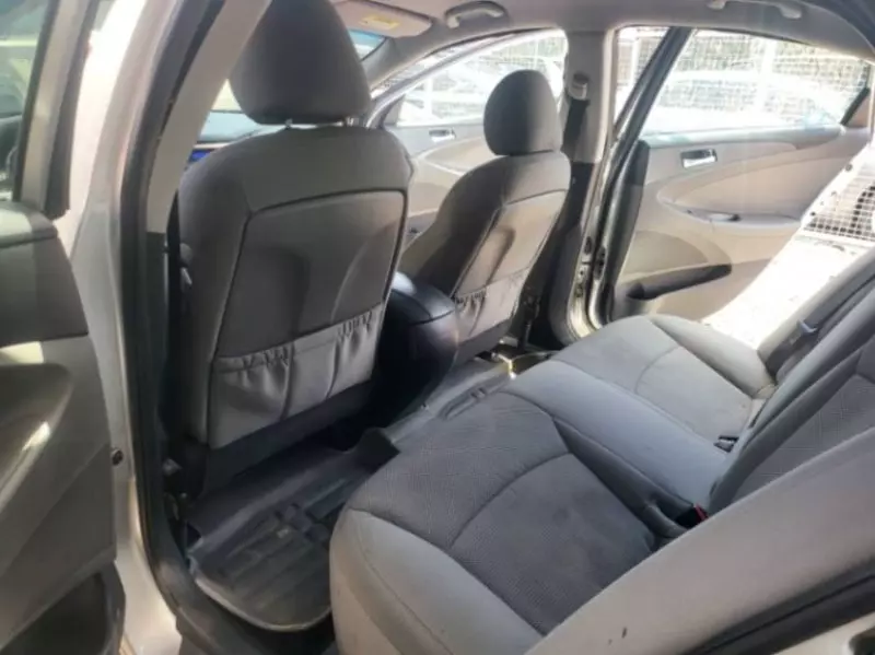 Hyundai Sonata   - 2013